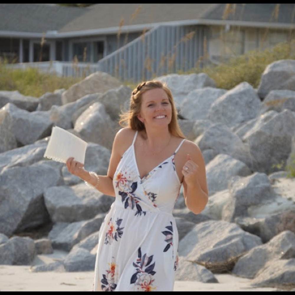Meet your Posher, Jennifer